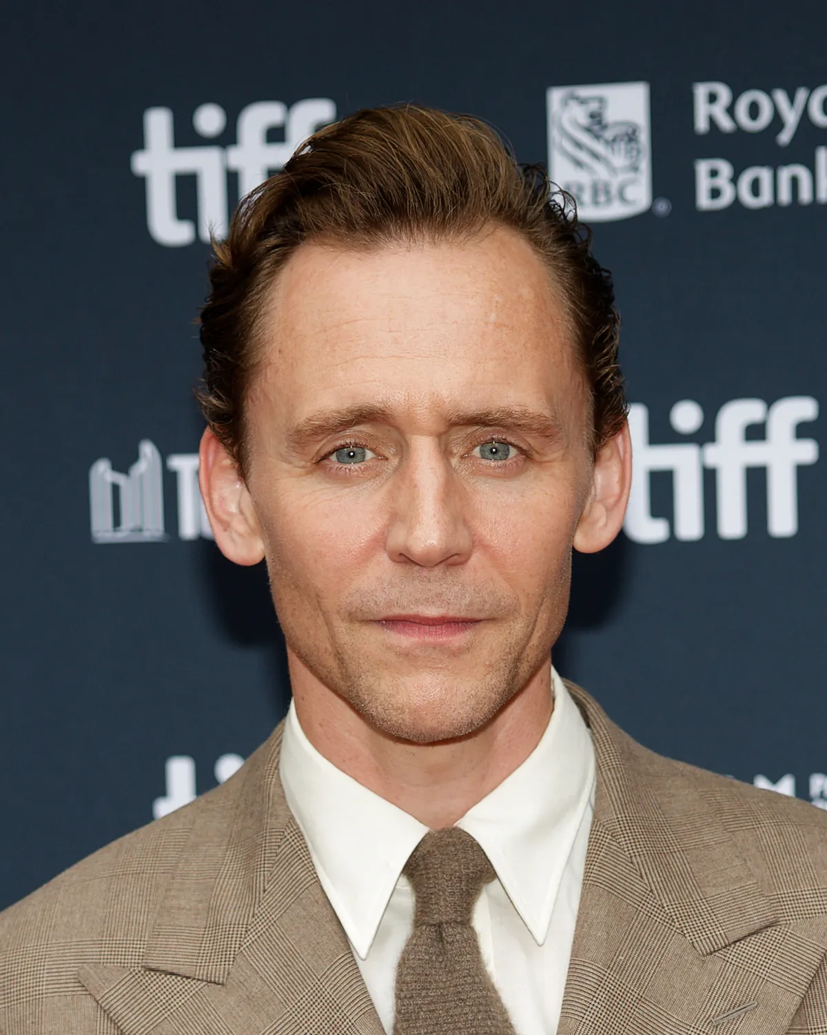 Tom Hiddleston, who plays Edmund Hillary