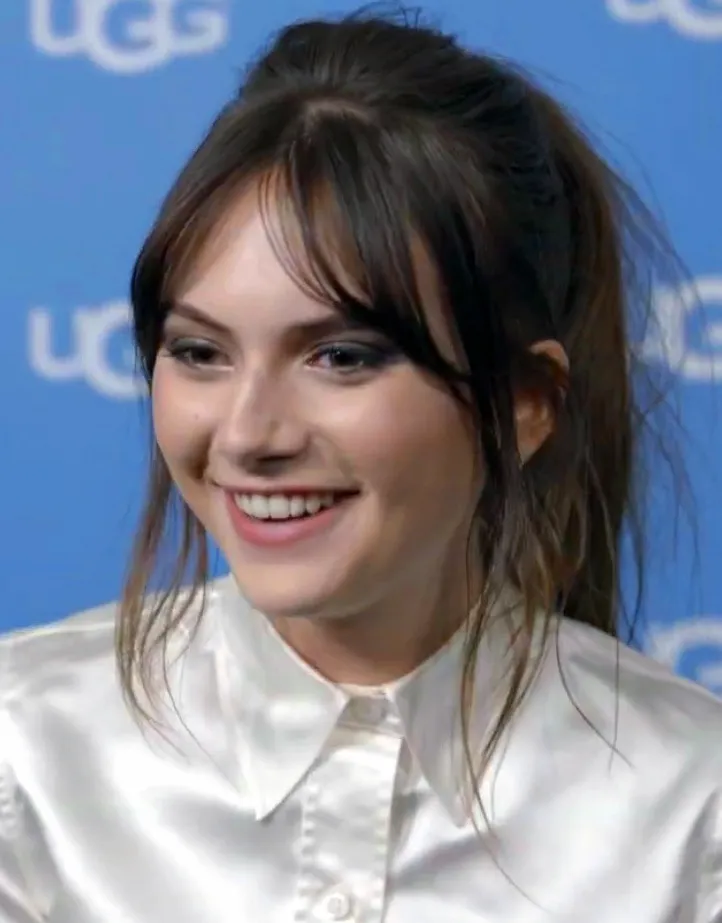 Emilia Jones, who plays Harper
